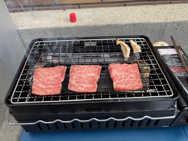 お肉